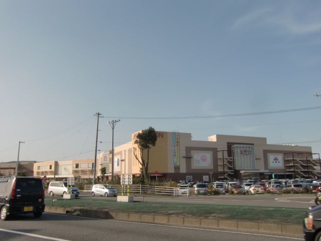 ショッピングセンター　イオンモール各務原（ショッピングセンター）まで450m