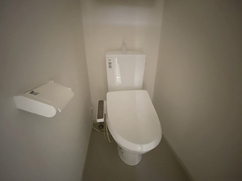 トイレ　別部屋参考