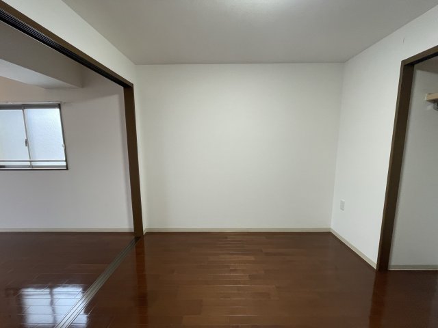 居室・リビング　イメージとして他号室の部屋写真を表示しています