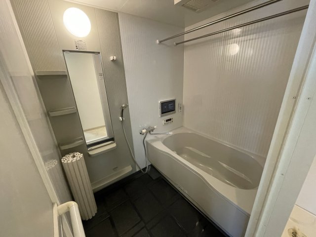 バス・シャワールーム　イメージとして他号室の部屋写真を表示しています