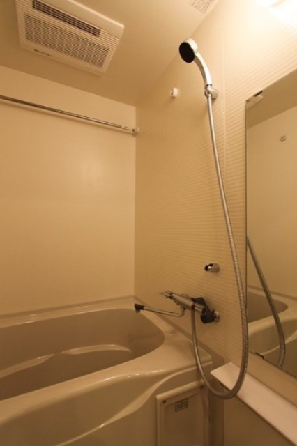 バス・シャワールーム　風呂