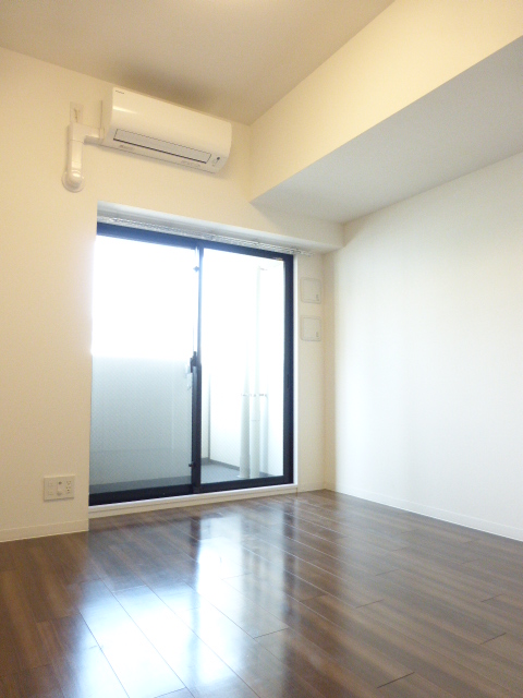 居室・リビング　内観1※別部屋参考写真