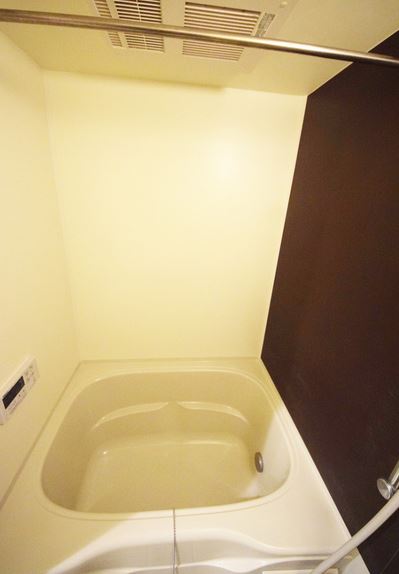 バス・シャワールーム　★追い焚き、浴室乾燥機付き★