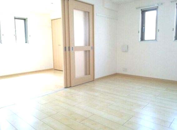 居室・リビング　★角部屋、二面採光、風通しも良好★