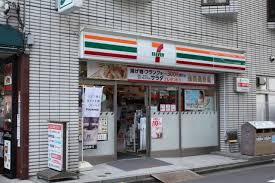 コンビニ　セブンイレブン水天宮前店（コンビニ）まで242m