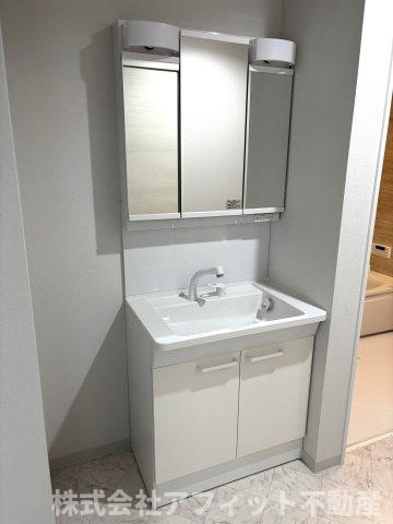 洗面設備　洗髪洗面化粧台