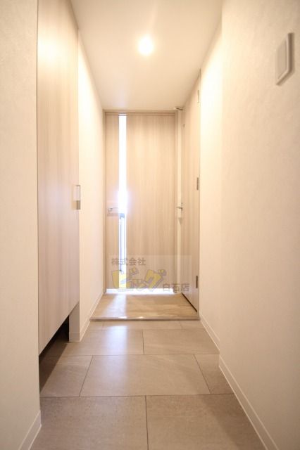 玄関　広々とした玄関です♪