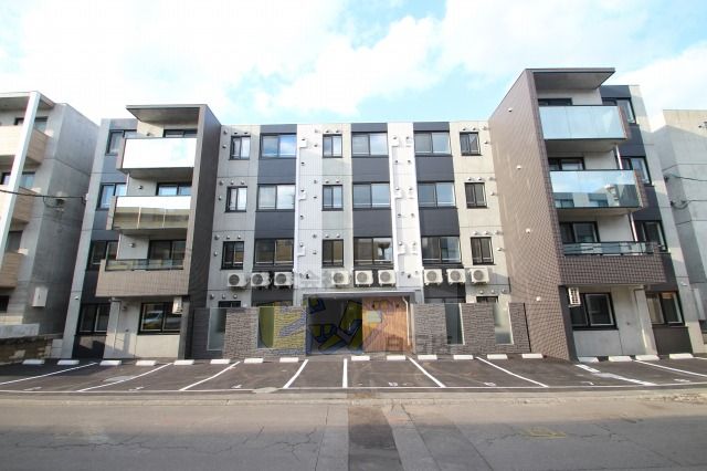 建物外観　都市ガス＆ネット無料採用のデザイナーズマンションです♪