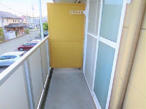 バルコニー　洗濯物を外干しできます