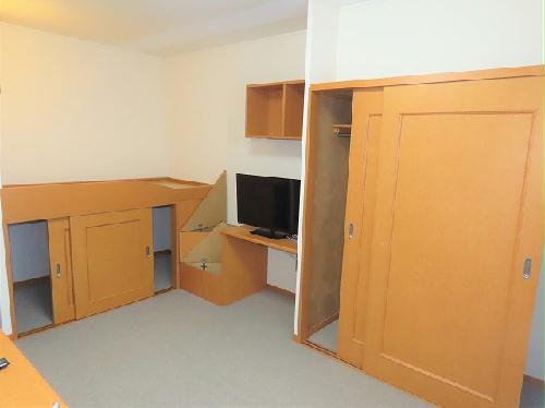 収納　クローゼット、ベッド下収納あり