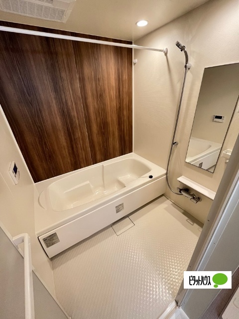 バス・シャワールーム　同一タイプ