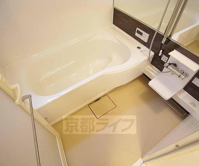 バス・シャワールーム　・写真は類似物件に付き、実物と異なります。