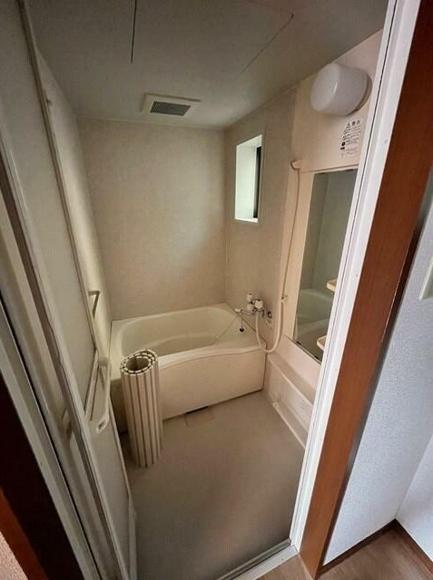 バス・シャワールーム　同物件別号室の写真です。