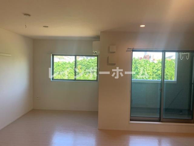 居室・リビング　ゆったりとした居間です