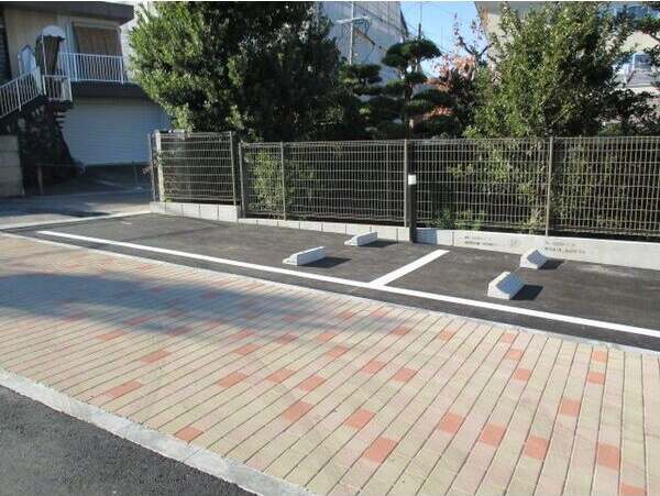 駐車場　くじらのゼロ賃貸は＼仲介手数料0円×初期費用最安×全国対応／