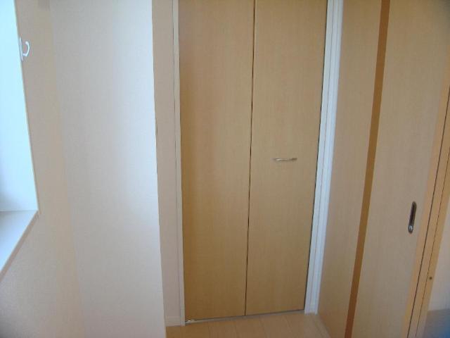 居室・リビング　室内