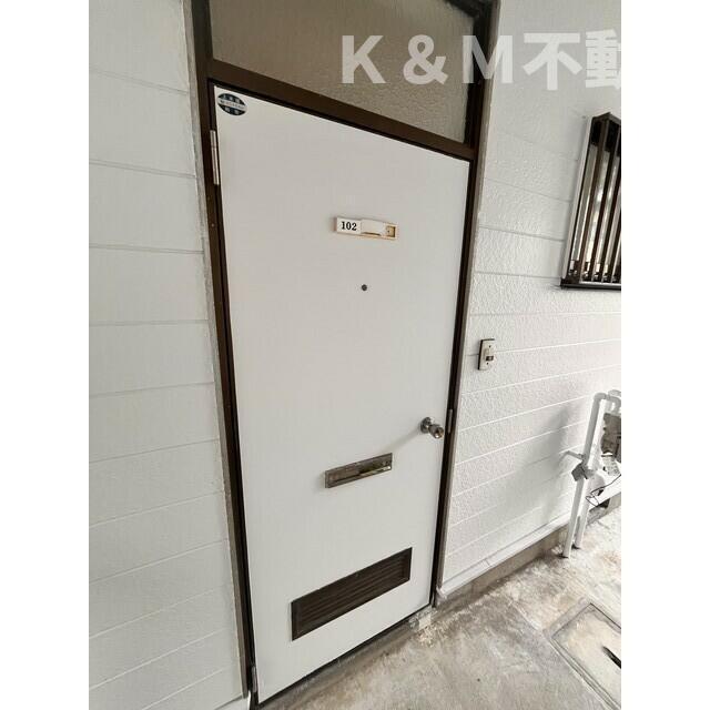 玄関　シンプルで使いやすい玄関です