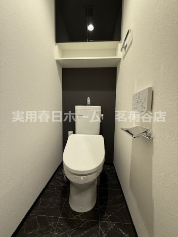 トイレ　※反転タイプ参考写真