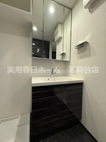 洗面設備　※反転タイプ参考写真