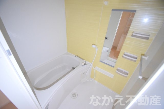 バス・シャワールーム　お風呂で日々の疲れを落としましょう