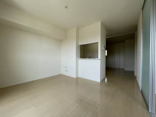 居室・リビング　こちらのリビングで趣味の時間をお楽しみください