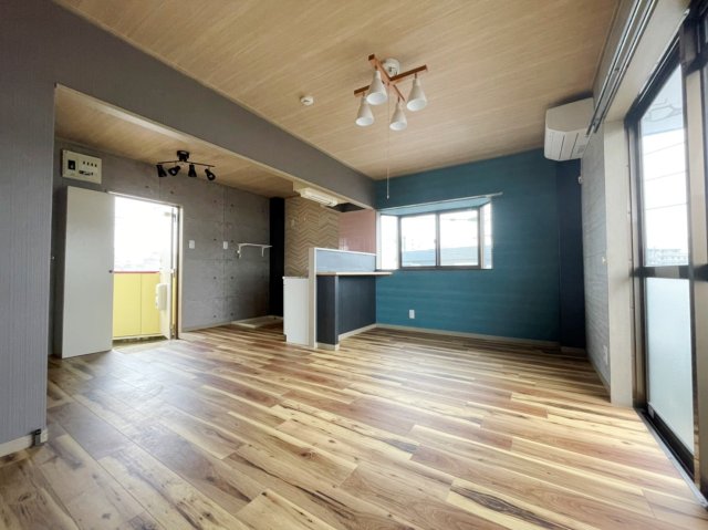 居室・リビング　同物件の参考写真です