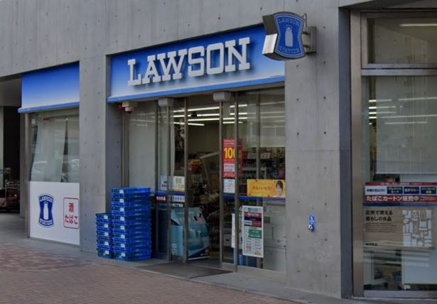 コンビニ　ローソン 中野本町二丁目店（コンビニ）まで328m