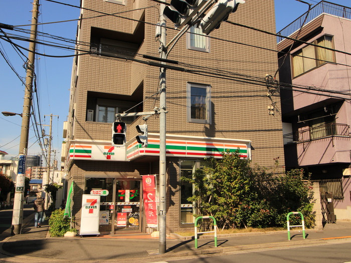 コンビニ　セブンイレブン池袋四丁目店（コンビニ）まで120m