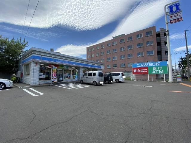 コンビニ　ローソン（コンビニ）まで337m