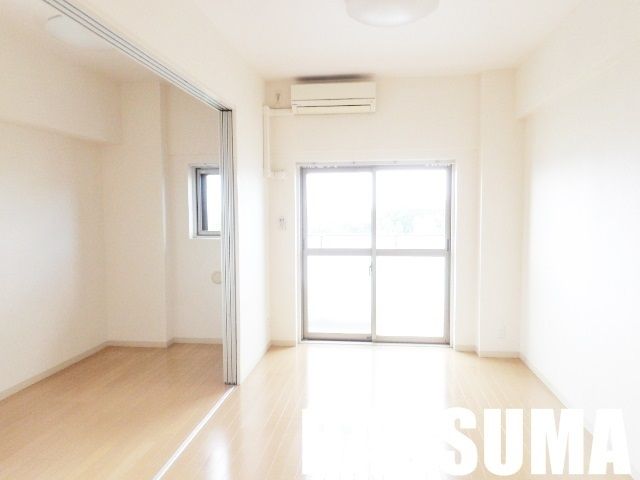 居室・リビング　居室