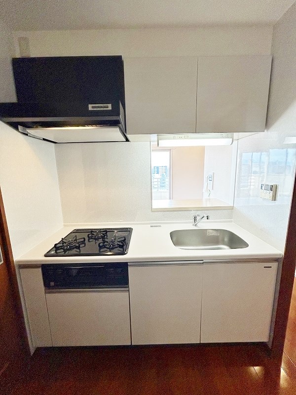 キッチン　★システムキッチングリル付き/３口コンロ★