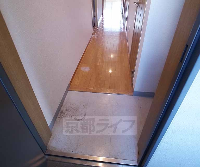 玄関　玄関です。