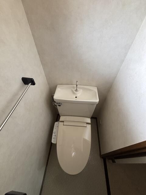 ヒロ・レジデンス柏木のトイレ写真