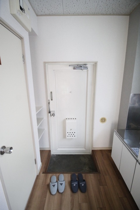 玄関　※他部屋参考写真