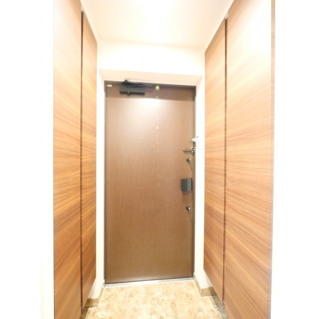 玄関　同タイプ写真転用