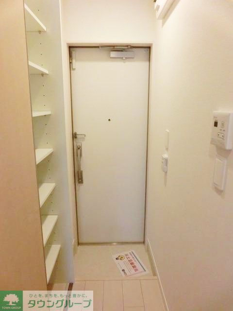 玄関　お問合せはタウンハウジングまで！※現地待合わせ相談可能