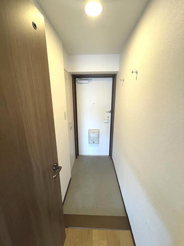 玄関　玄関内