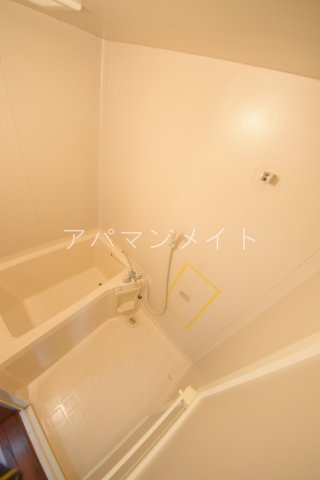 バス・シャワールーム　お風呂で日々の疲れを落としましょう