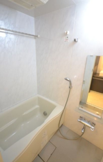 バス・シャワールーム　お部屋探しは株式会社　タウンハウジング　までお気軽にお問合…