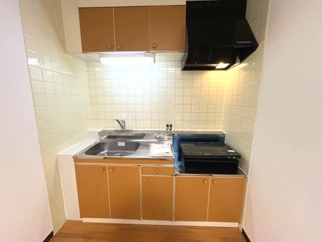 キッチン　(参考)同マンション同間取り他部屋の写真
