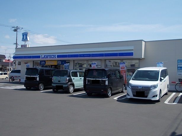 コンビニ　ローソン永山１２丁目店（コンビニ）まで700m
