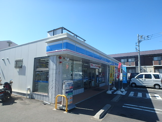 コンビニ　ローソン茅ヶ崎鶴嶺参道店（コンビニ）まで561m