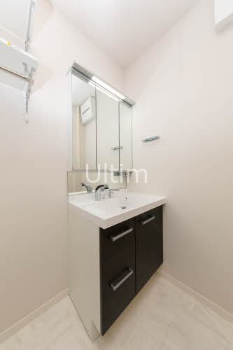 洗面設備　※別のお部屋のお写真です。御参考までに。