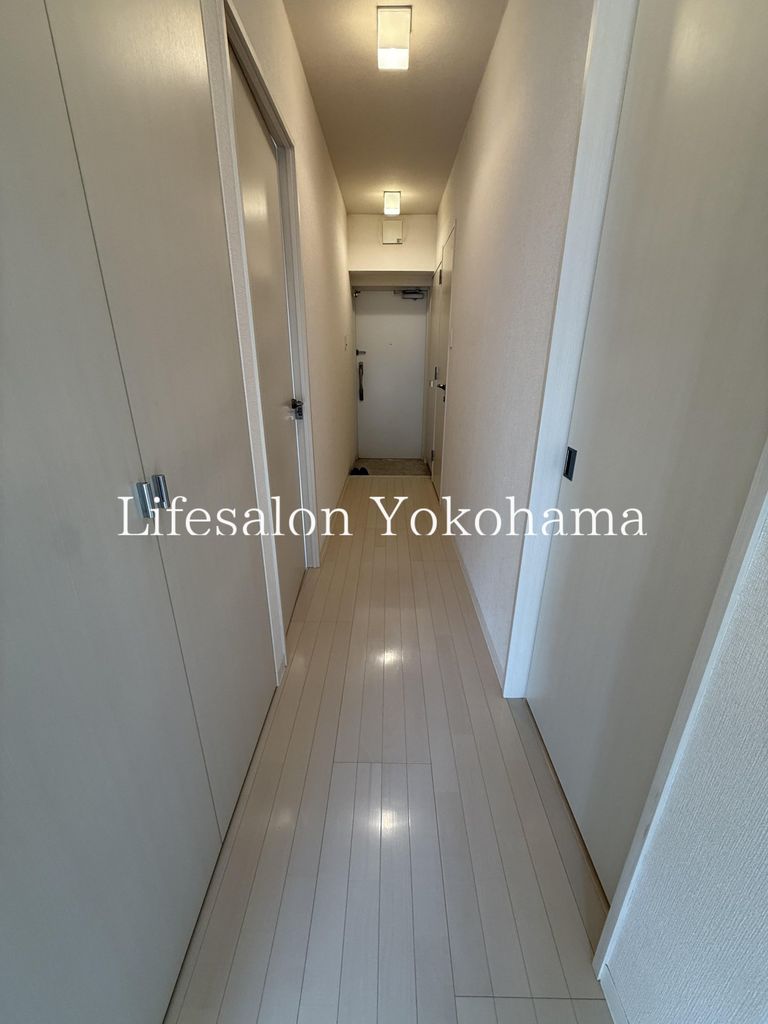 玄関　エントランス