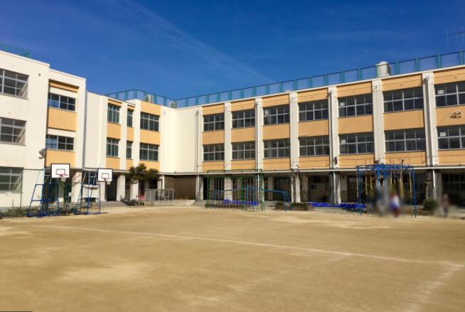 小学校　大阪市立北巽小学校（小学校）まで624m
