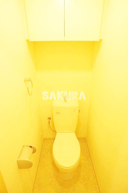 トイレ　落ち着いた色調のトイレです♪