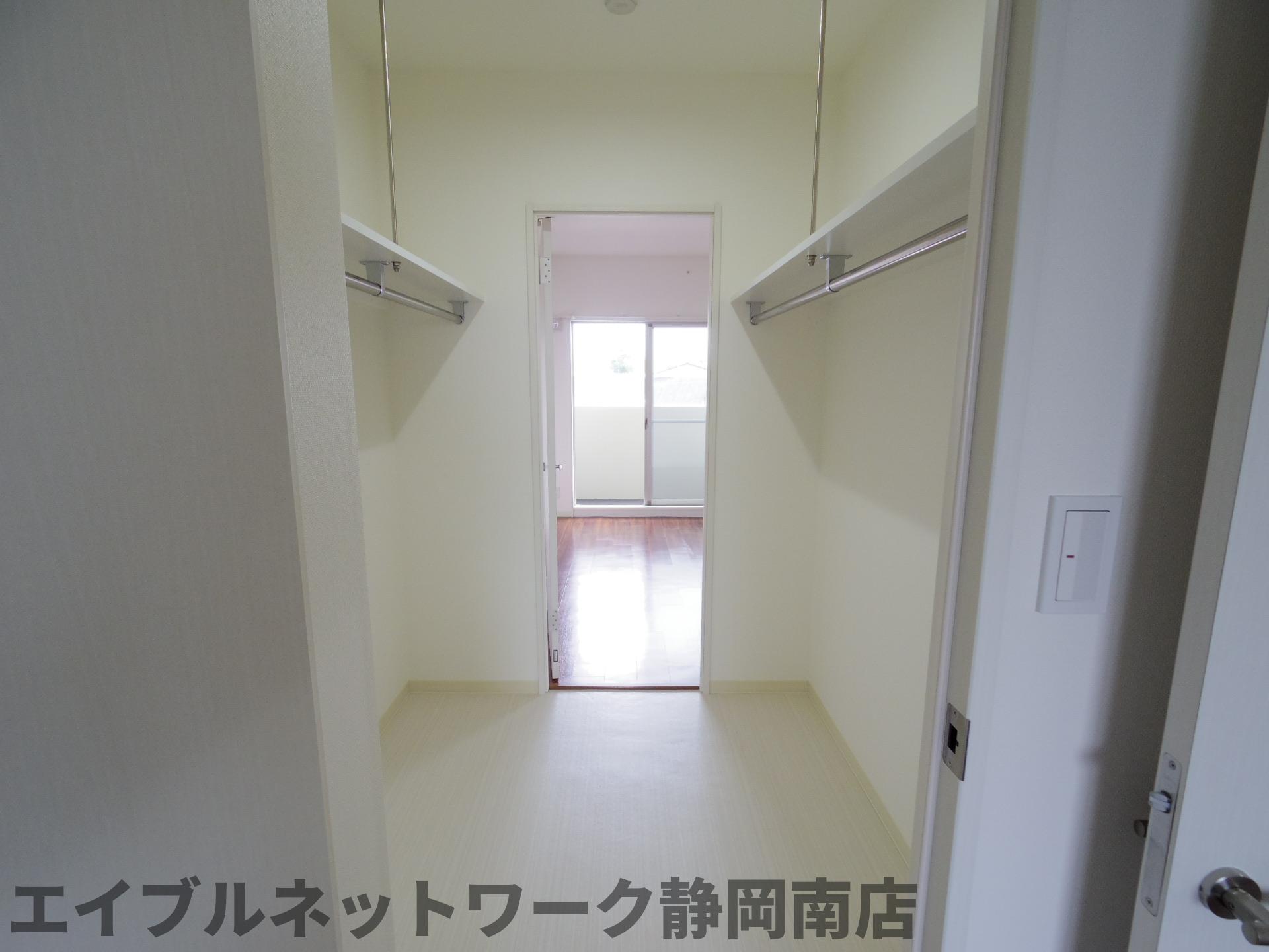 収納　十分な収納スペースがあります