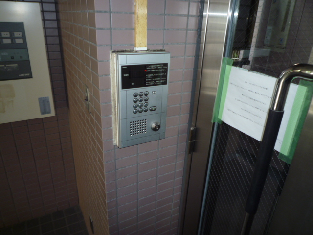 エントランス　オートロック付