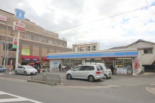 コンビニ　ローソン 蛍池中町店（コンビニ）まで410m