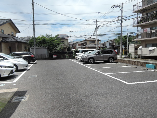 駐車場　駐車場（※空き要確認）